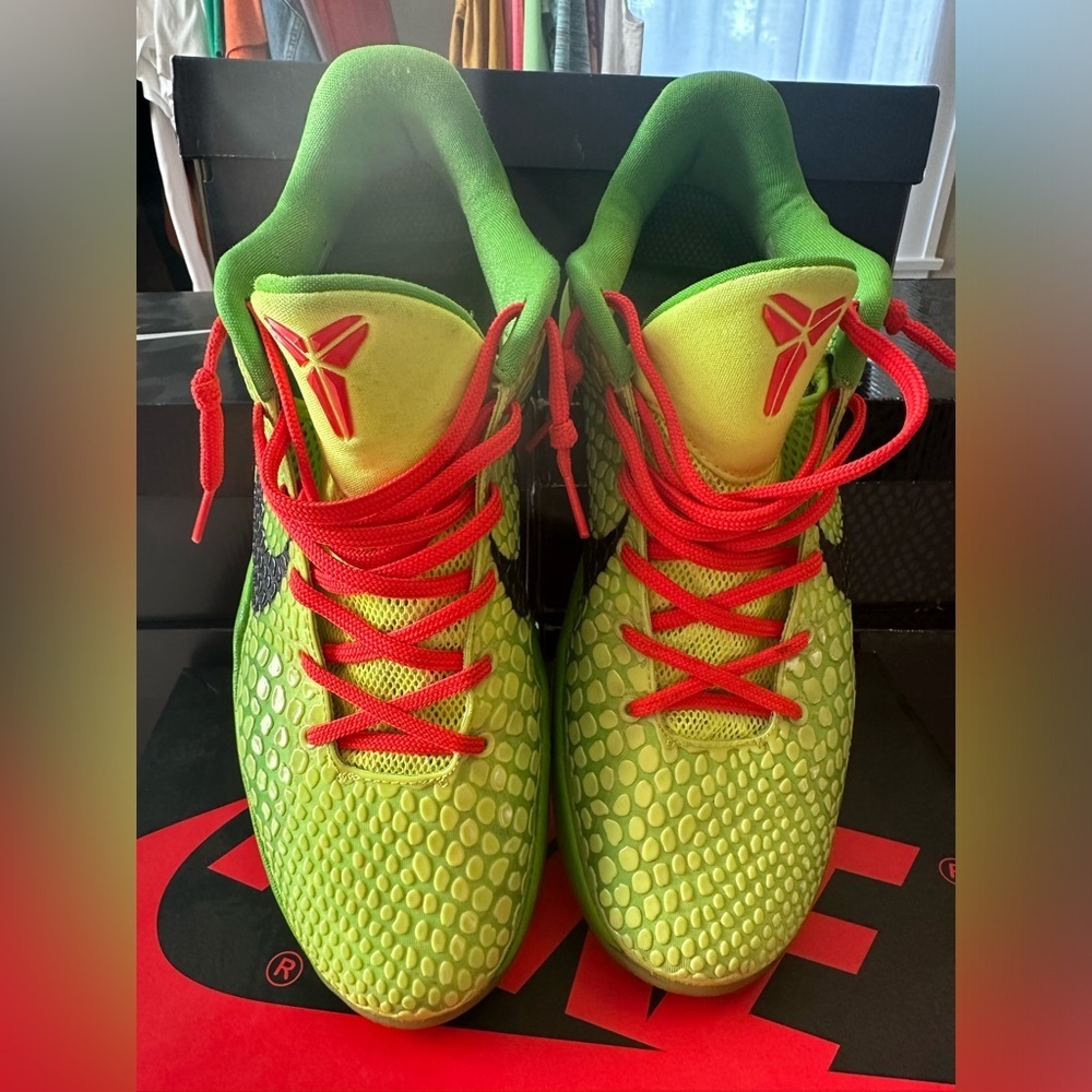 Nike Kobe 6 Grinch 2010 sz 11 VI - Picture 3 of 7